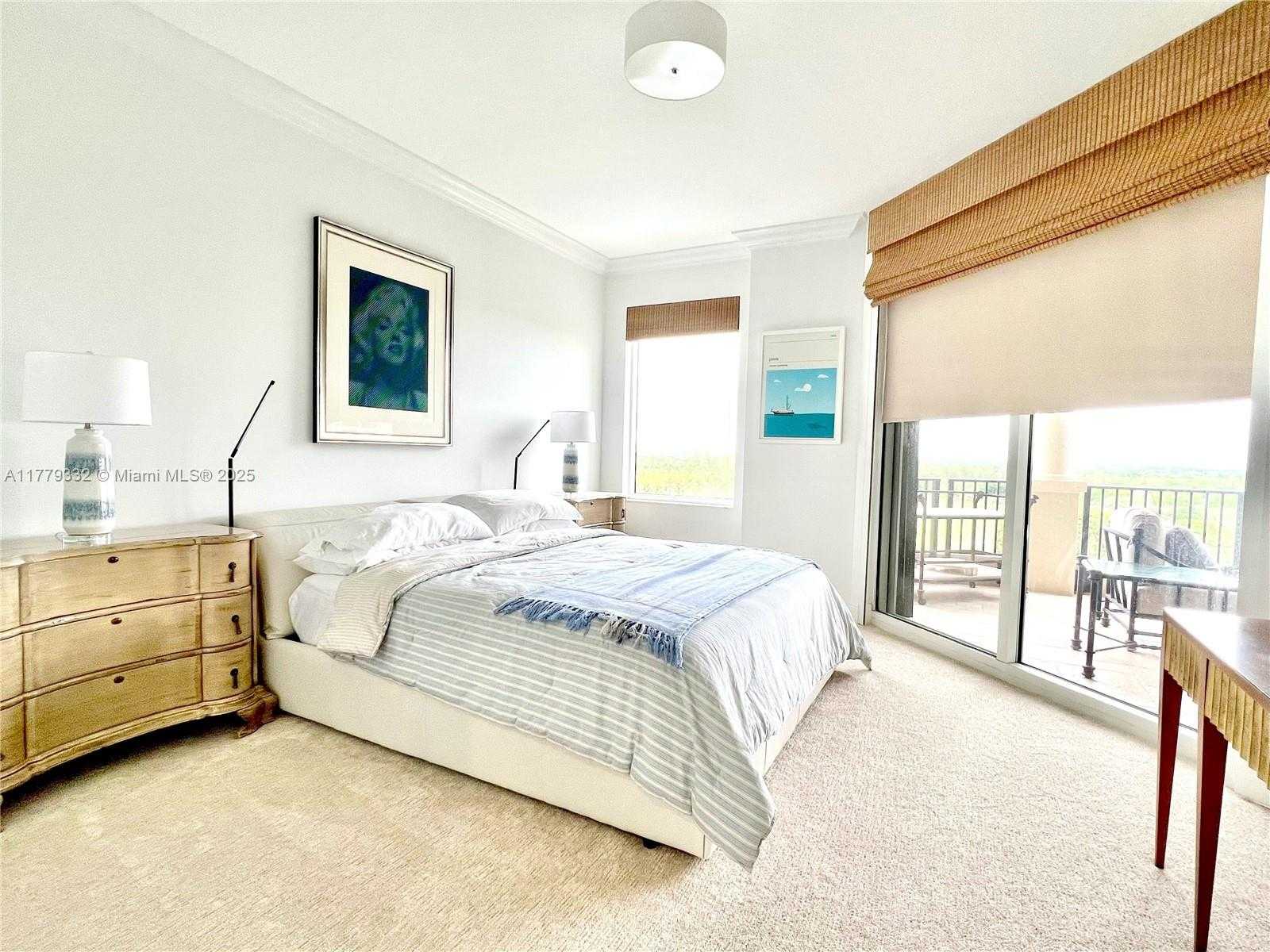 Small Image of 13621 DEERING BAY DR #903, Coral Gables Number 17