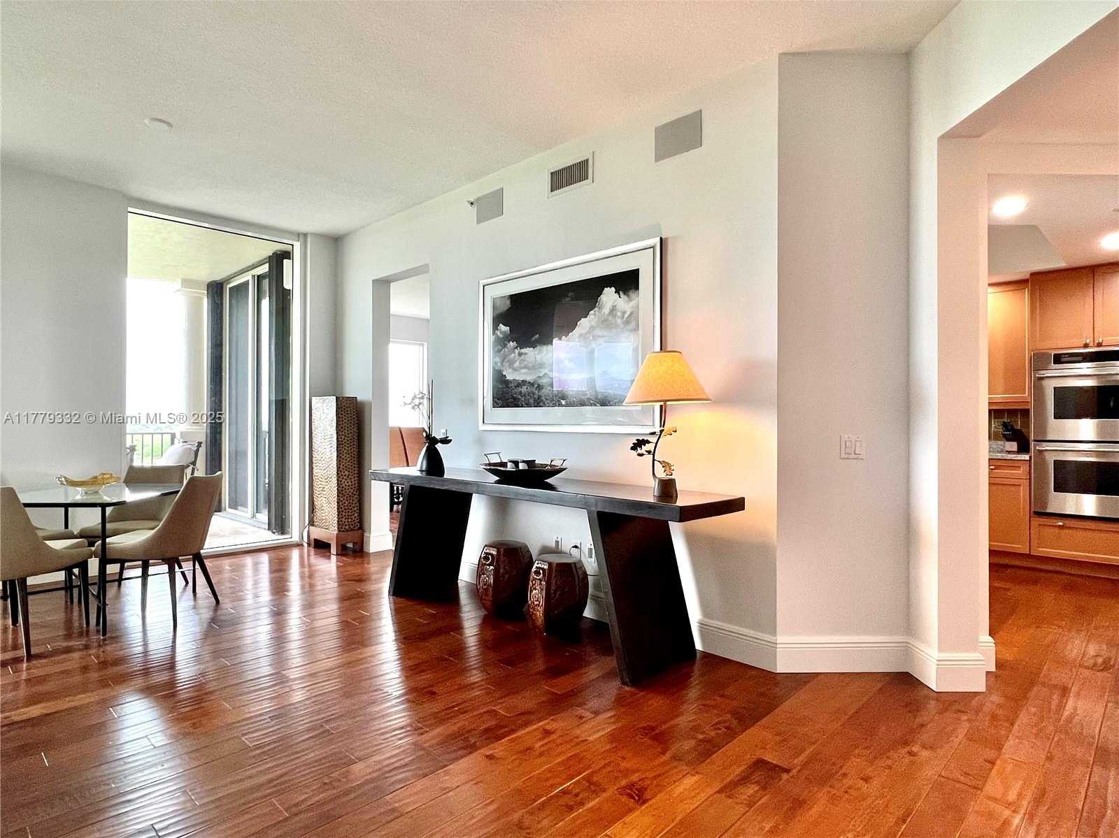 Small Image of 13621 DEERING BAY DR #903, Coral Gables Number 4