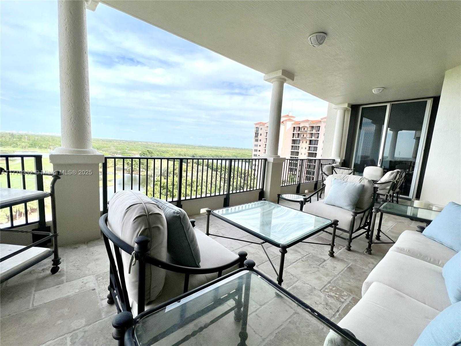 Small Image of 13621 DEERING BAY DR #903, Coral Gables Number 7