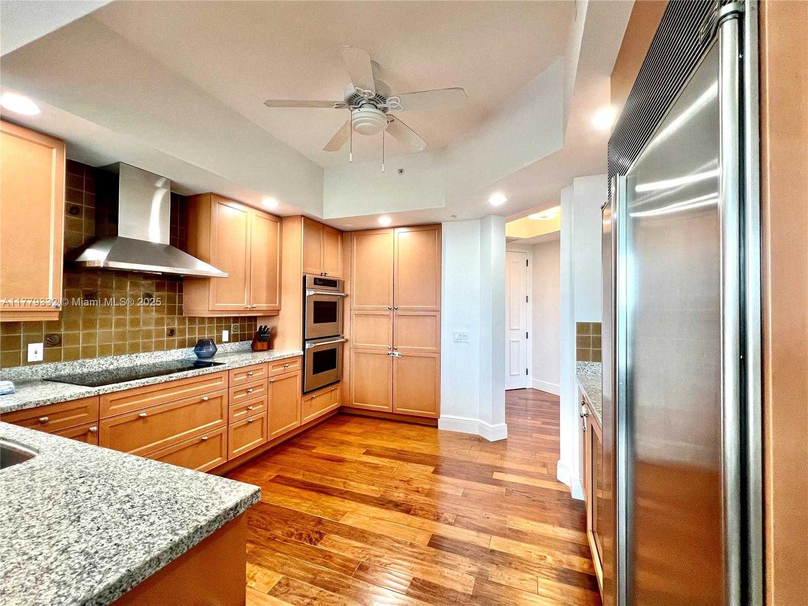Small Image of 13621 DEERING BAY DR #903, Coral Gables Number 8