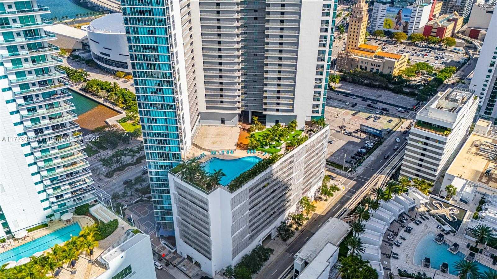 Small Image of 888 BISCAYNE BLVD #3812, Miami Number 41