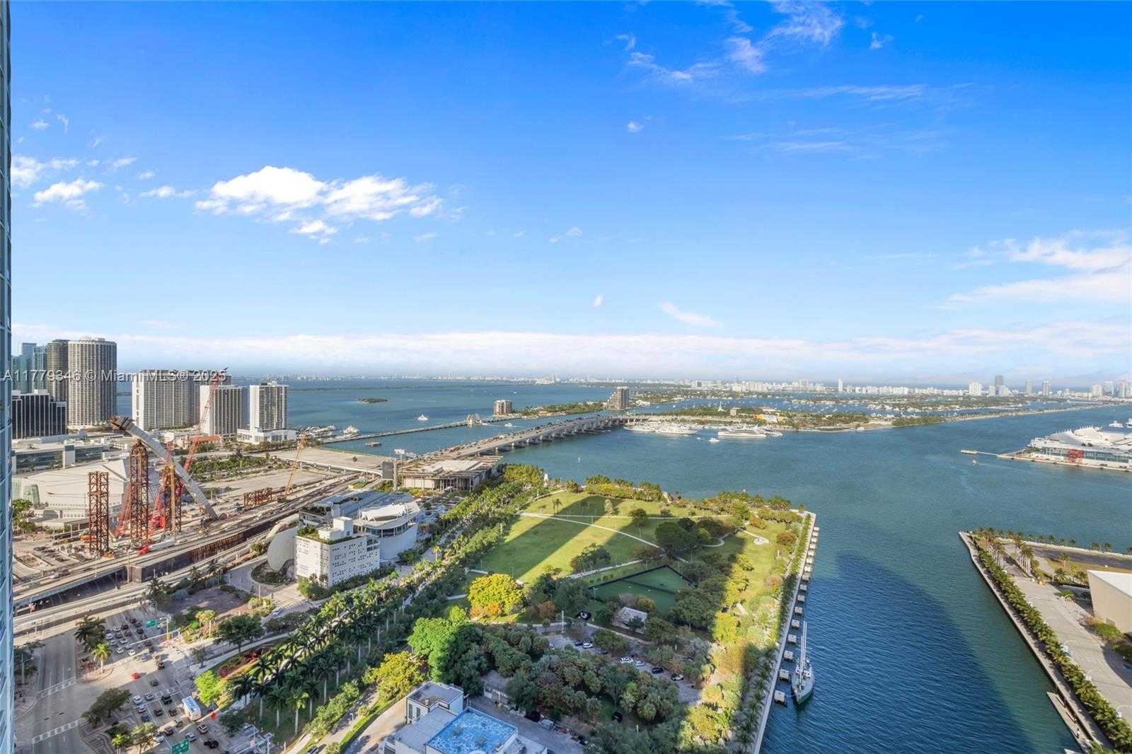 Small Image of 888 BISCAYNE BLVD #3812, Miami Number 48