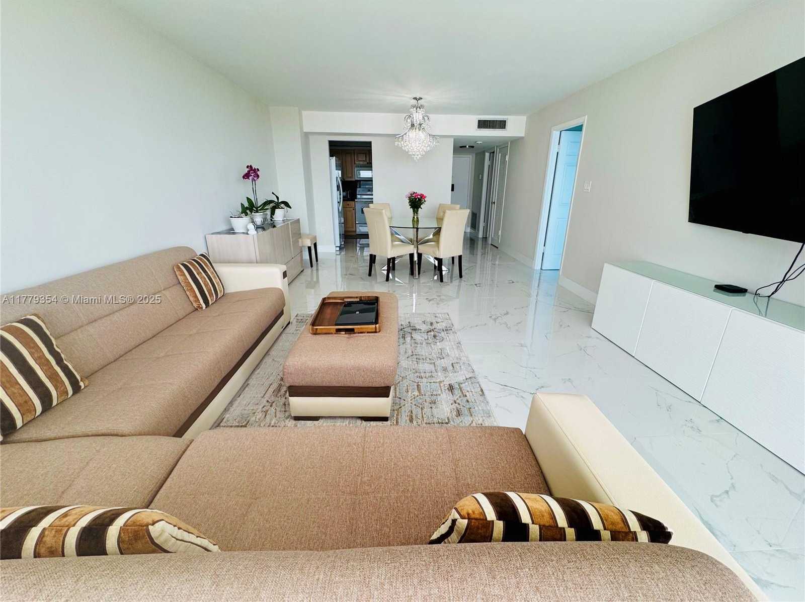 Small Image of 18071 BISCAYNE BLVD #1503, Aventura Number 2