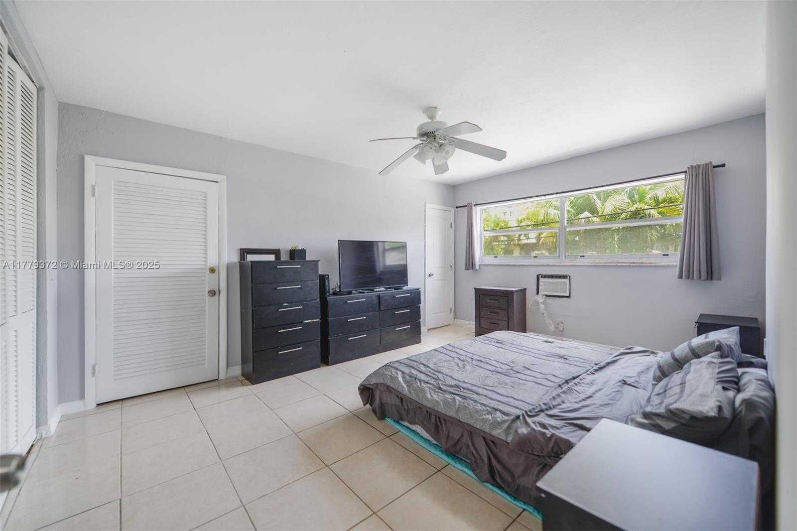 Small Image of 11930 NORTH EAST 19TH DR #16, North Miami Number 14