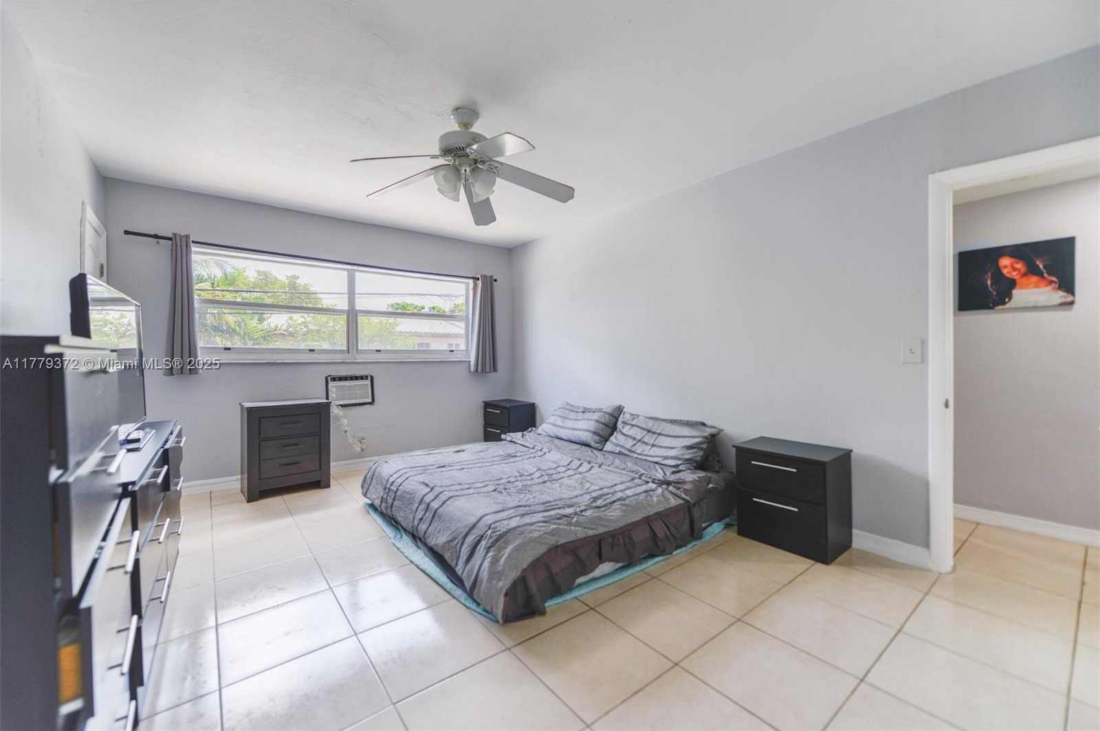 Small Image of 11930 NORTH EAST 19TH DR #16, North Miami Number 15