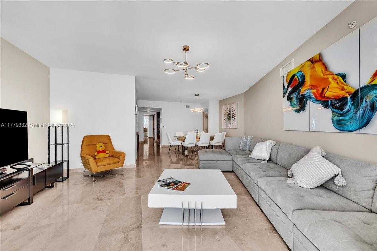 Small Image of 3101 SOUTH OCEAN DR #2307, Hollywood Number 12