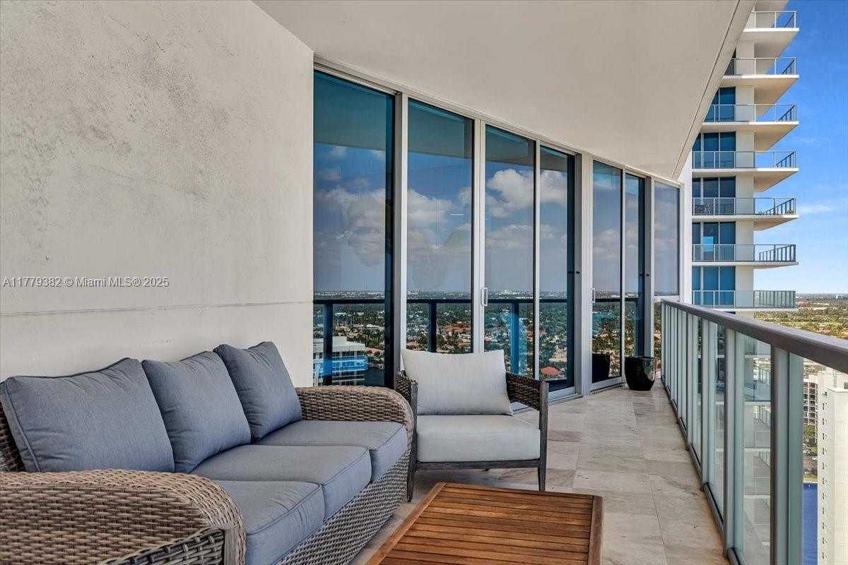 Small Image of 3101 SOUTH OCEAN DR #2307, Hollywood Number 25