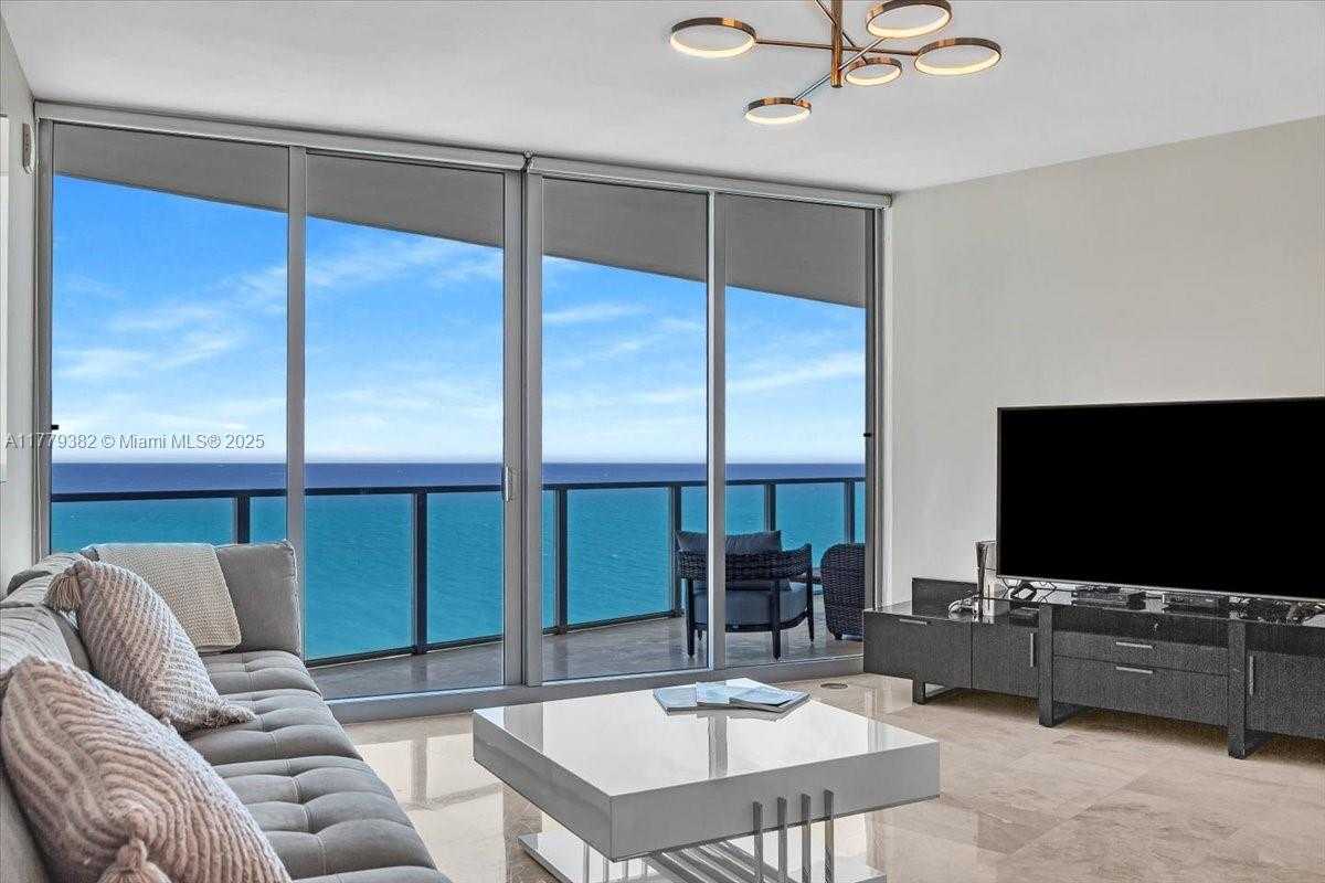 Small Image of 3101 SOUTH OCEAN DR #2307, Hollywood Number 3