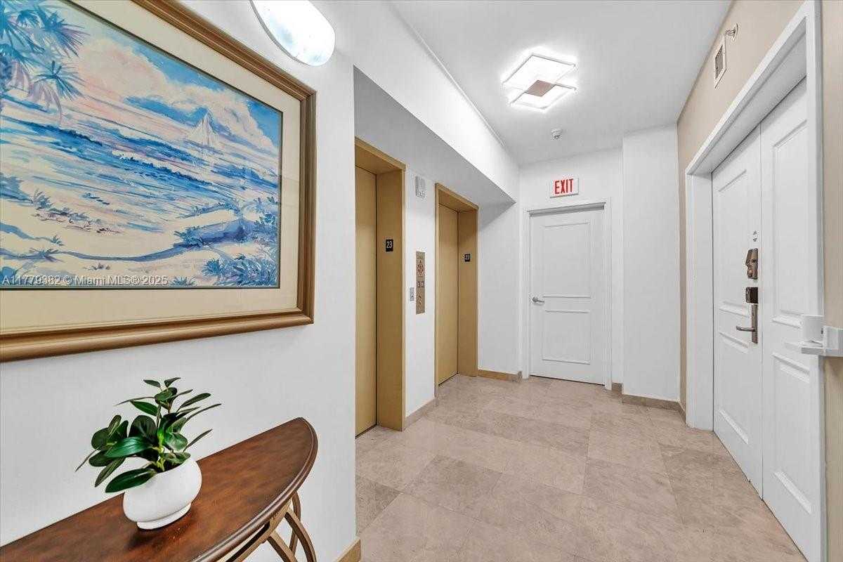 Small Image of 3101 SOUTH OCEAN DR #2307, Hollywood Number 38