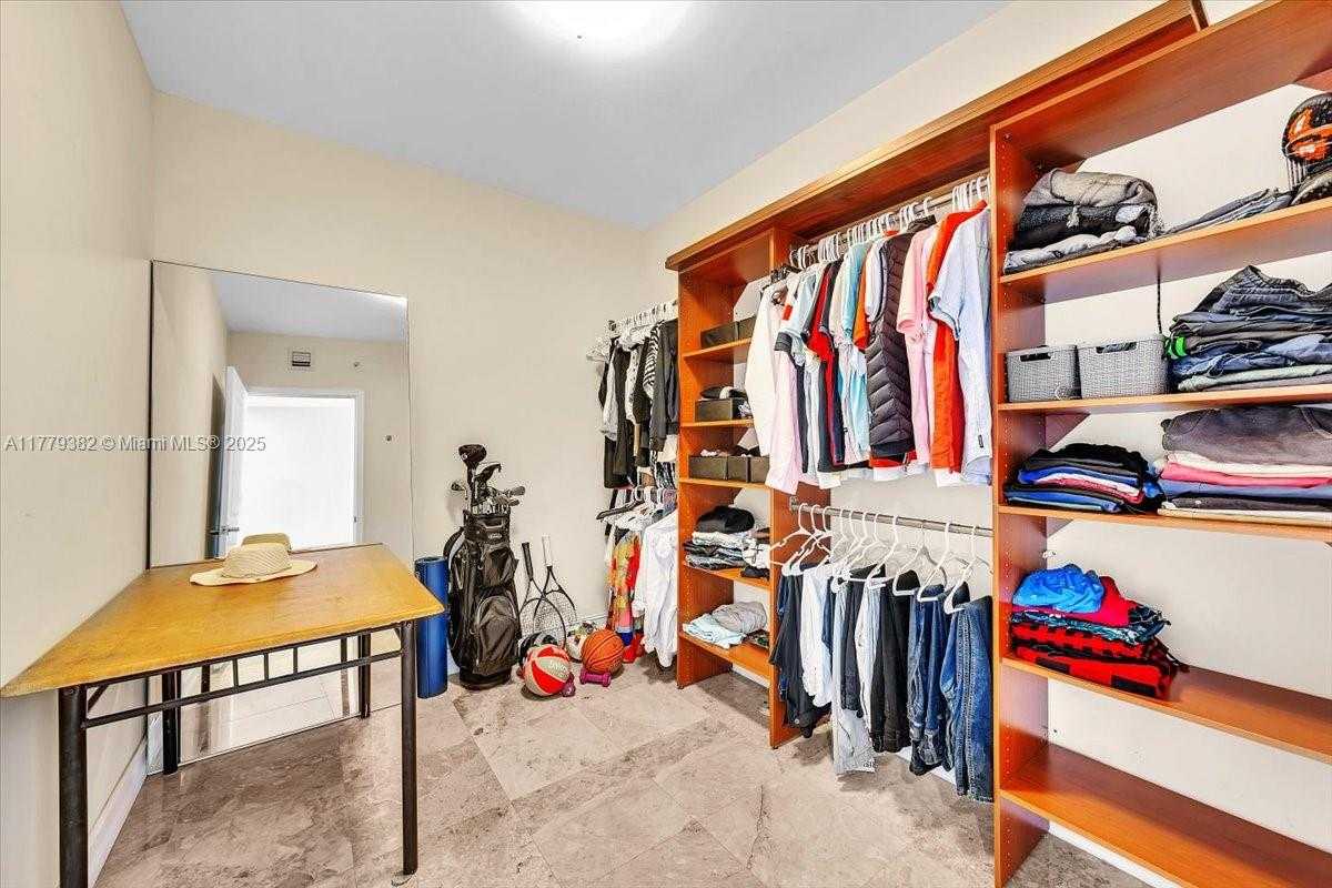Small Image of 3101 SOUTH OCEAN DR #2307, Hollywood Number 59