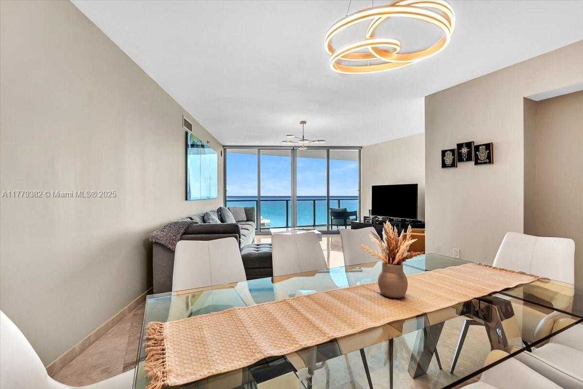 Small Image of 3101 SOUTH OCEAN DR #2307, Hollywood Number 7