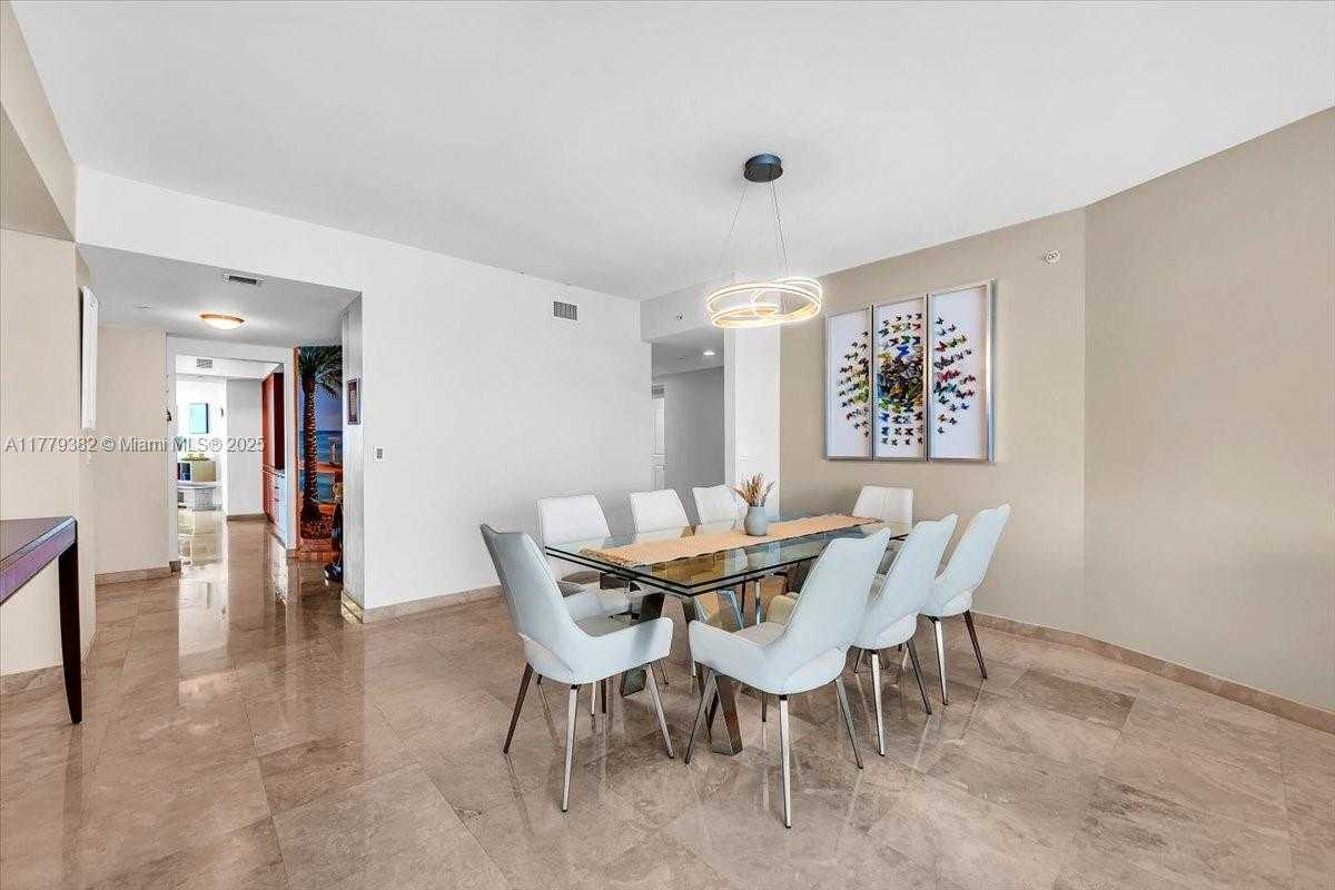 Small Image of 3101 SOUTH OCEAN DR #2307, Hollywood Number 9