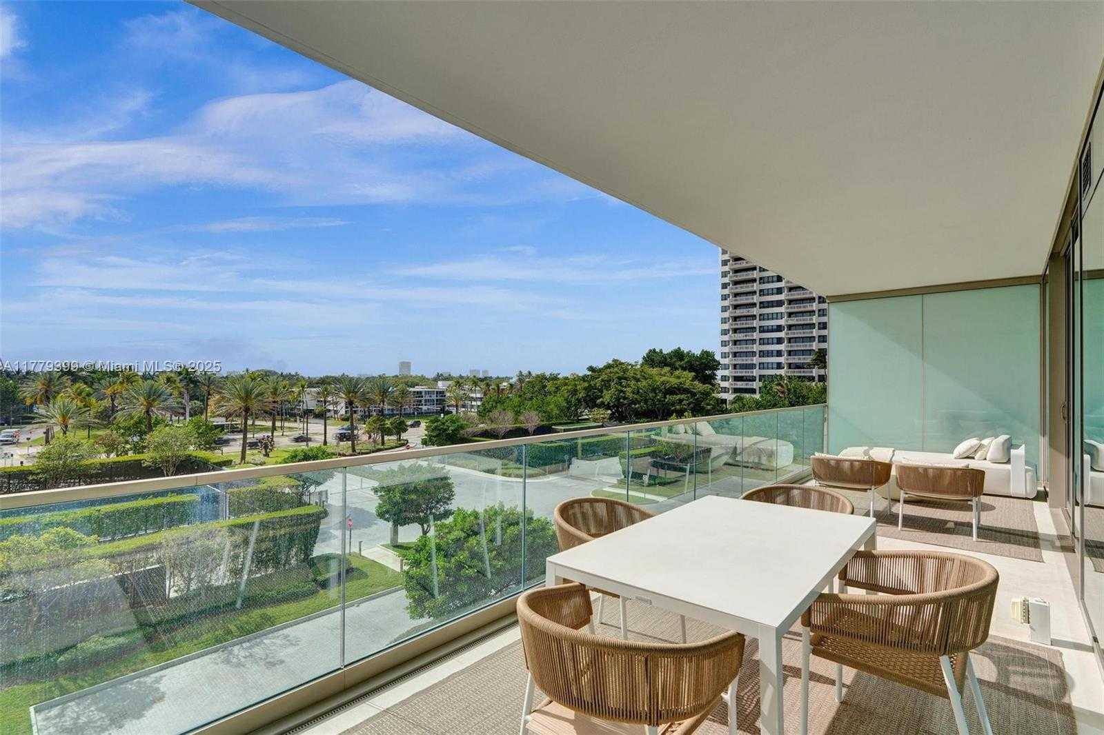 Small Image of 10201 COLLINS AVE #404, Bal Harbour Number 17