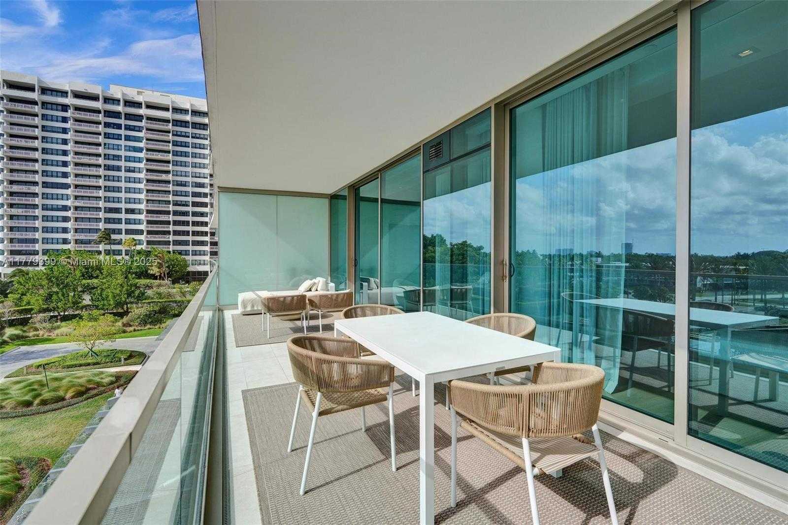 Small Image of 10201 COLLINS AVE #404, Bal Harbour Number 18