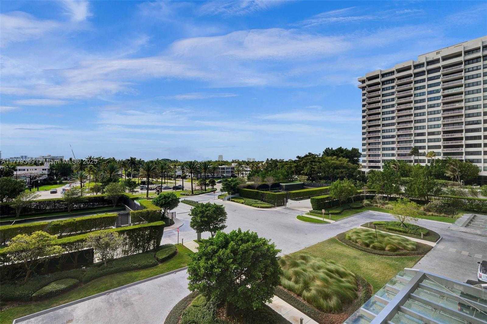 Small Image of 10201 COLLINS AVE #404, Bal Harbour Number 22