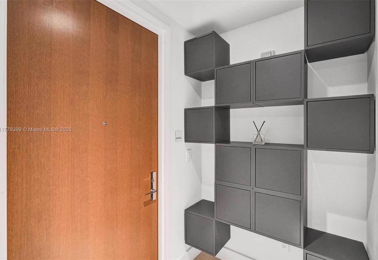 Small Image of 10201 COLLINS AVE #404, Bal Harbour Number 37