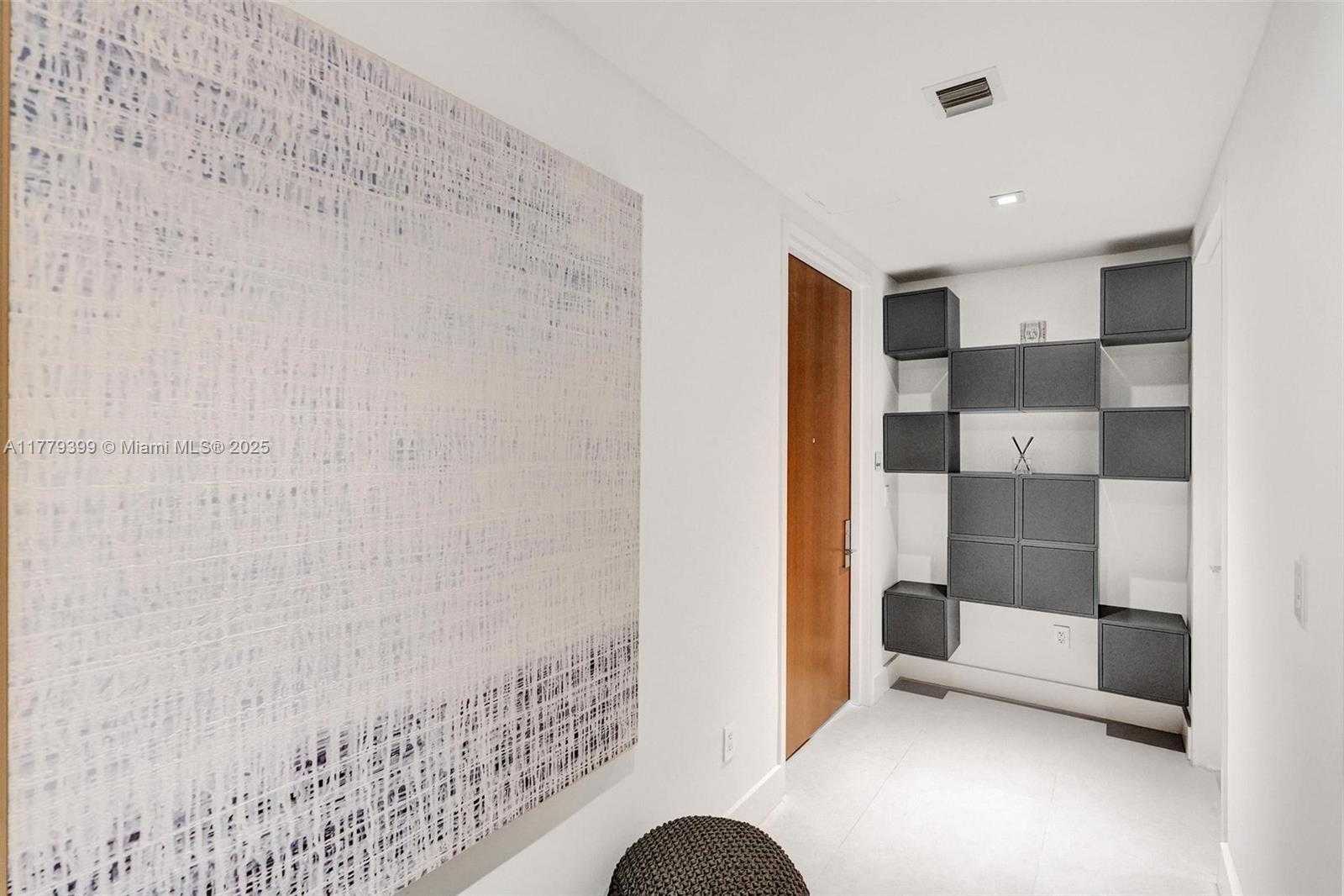Small Image of 10201 COLLINS AVE #404, Bal Harbour Number 38