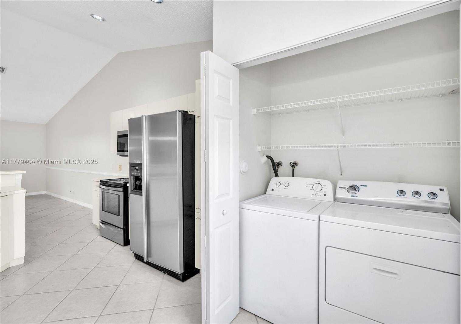 Small Image of 1617 ZENITH WAY, Weston Number 15