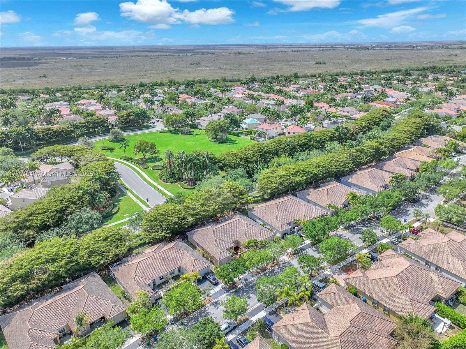 Small Image of 1617 ZENITH WAY, Weston Number 2