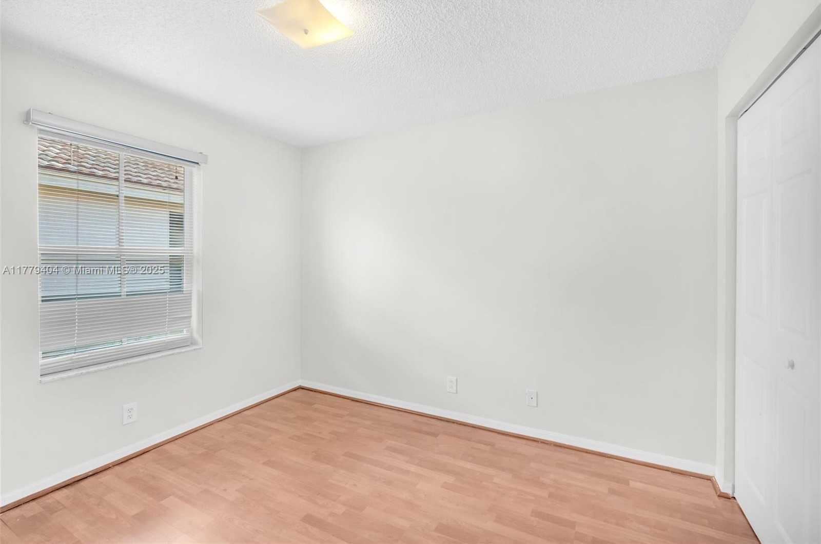 Small Image of 1617 ZENITH WAY, Weston Number 24