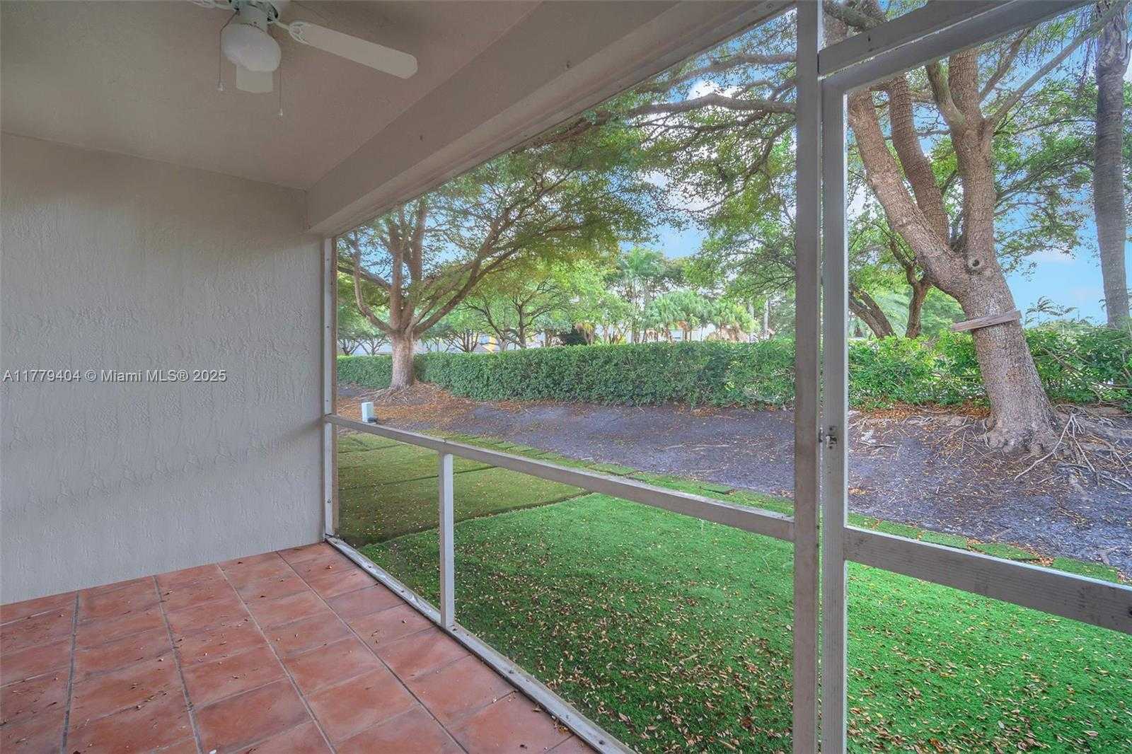 Small Image of 1617 ZENITH WAY, Weston Number 27