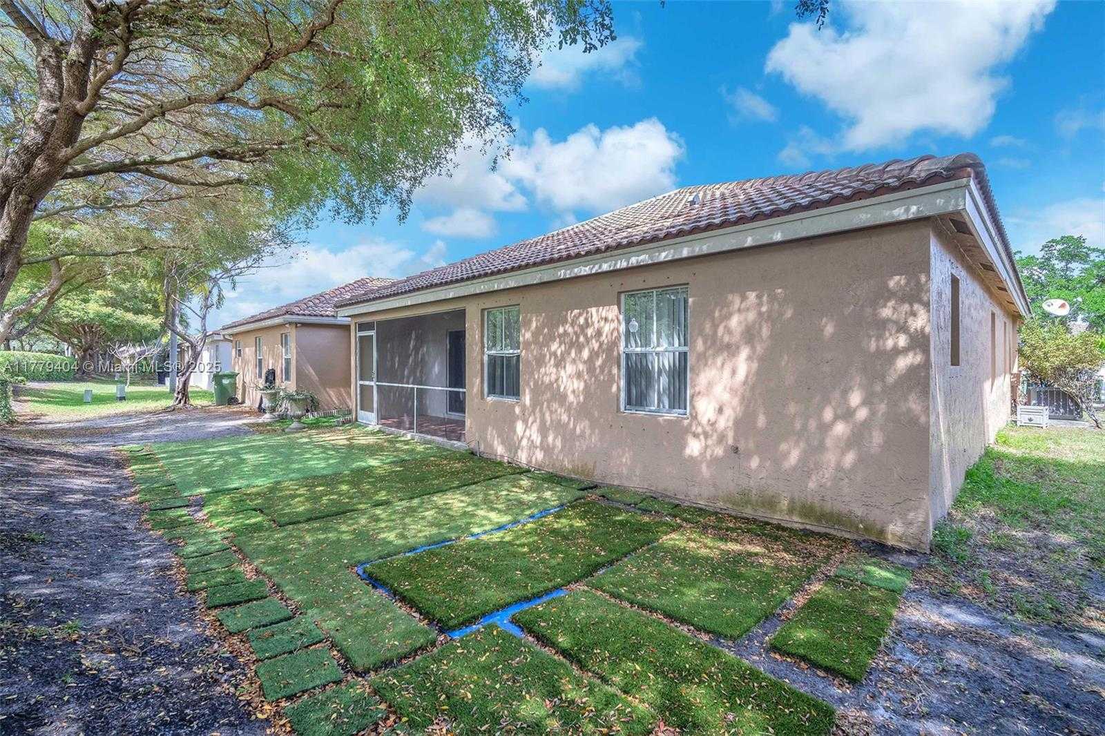 Small Image of 1617 ZENITH WAY, Weston Number 28