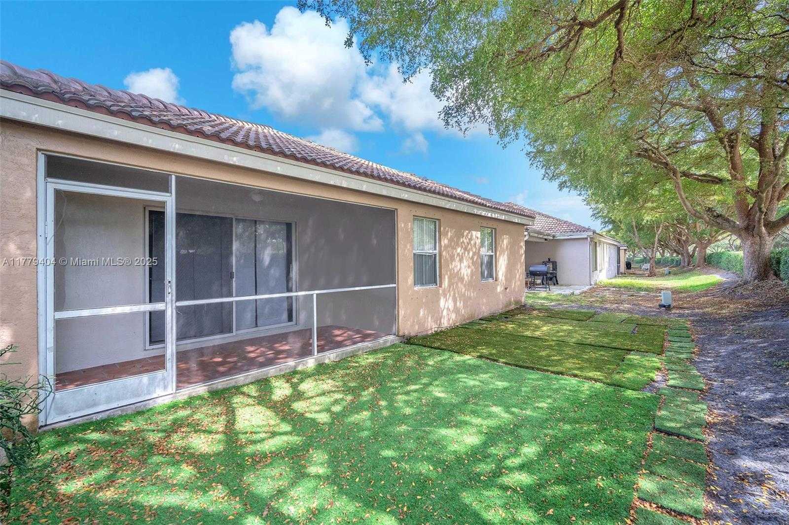 Small Image of 1617 ZENITH WAY, Weston Number 3