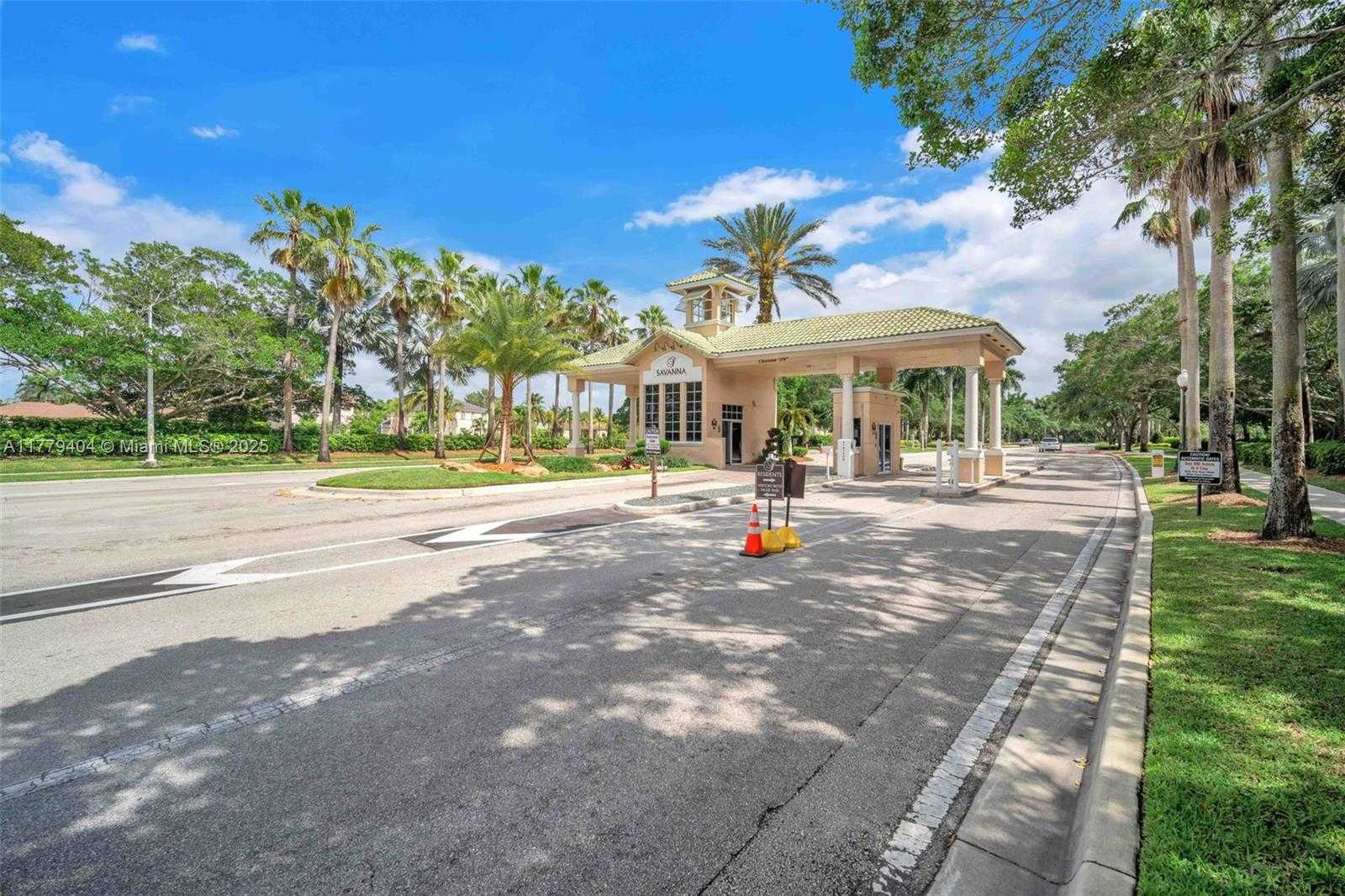Small Image of 1617 ZENITH WAY, Weston Number 46