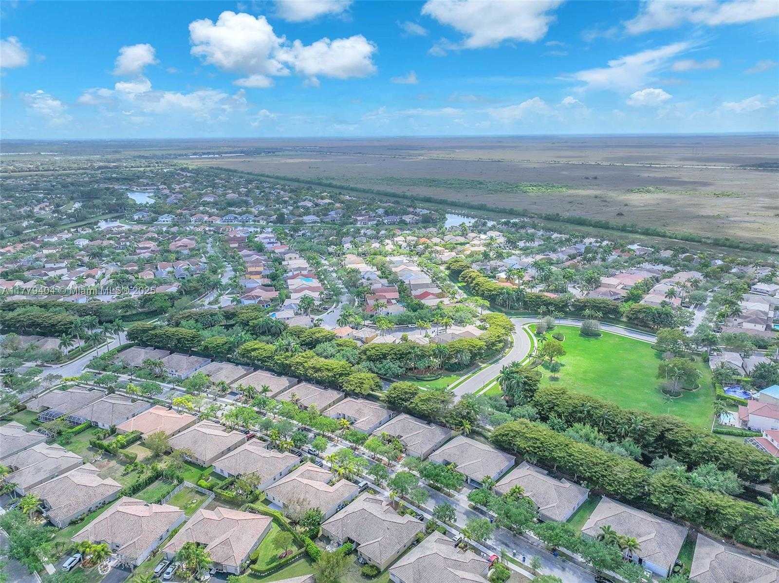 Small Image of 1617 ZENITH WAY, Weston Number 53