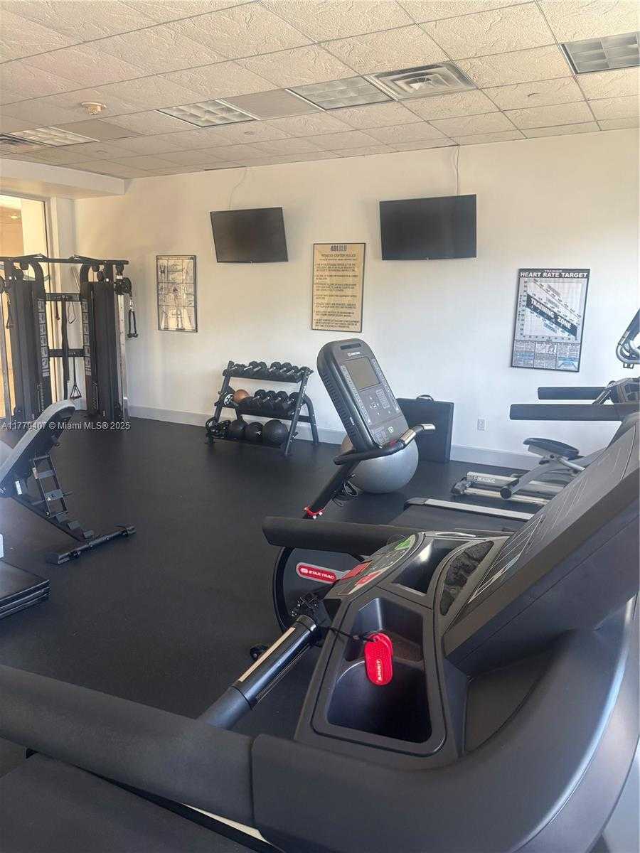 Small Image of 401 69TH ST #1607, Miami Beach Number 17
