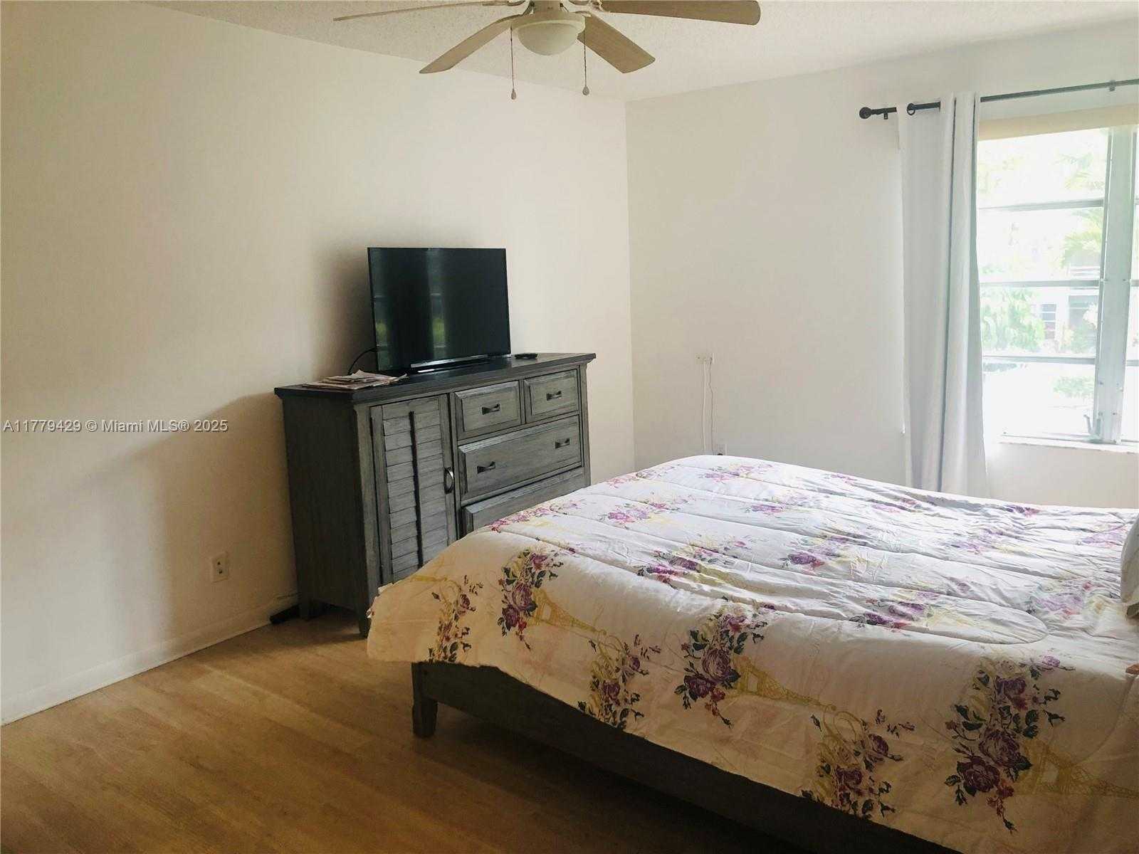 Small Image of 3776 INVERRARY BLVD #205R, Lauderhill Number 14