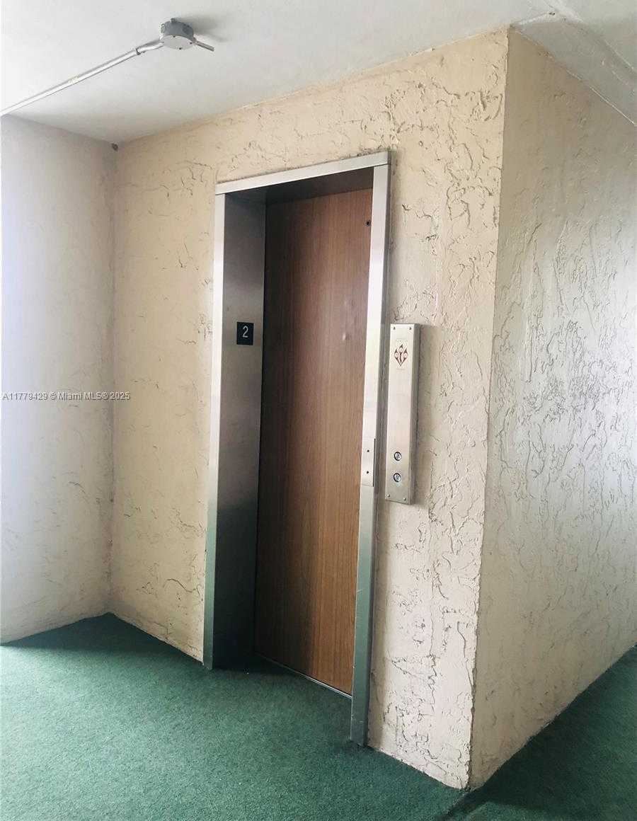 Small Image of 3776 INVERRARY BLVD #205R, Lauderhill Number 20