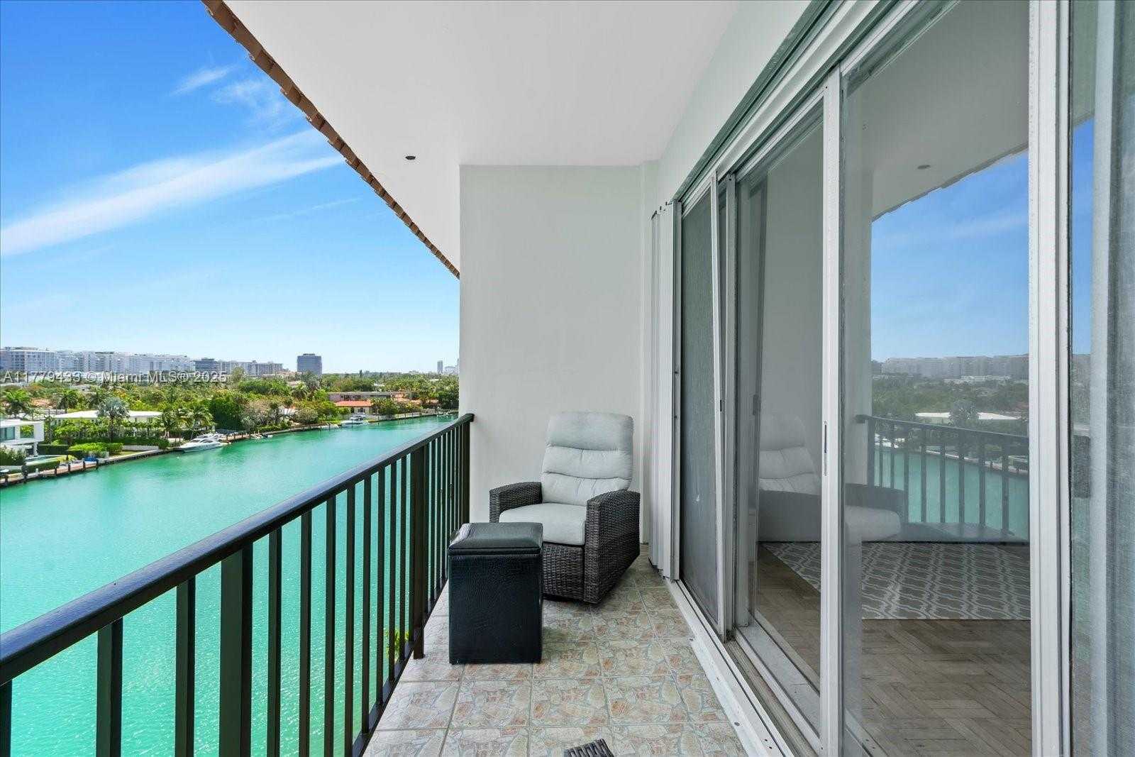 Small Image of 9341 EAST BAY HARBOR #PH B, Bay Harbor Islands Number 16