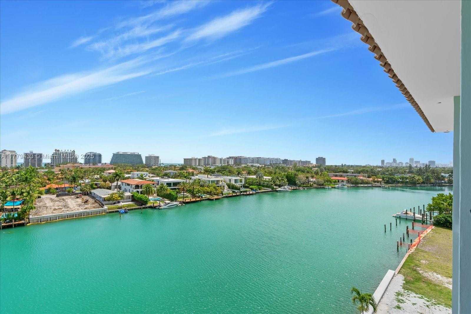 Small Image of 9341 EAST BAY HARBOR #PH B, Bay Harbor Islands Number 20