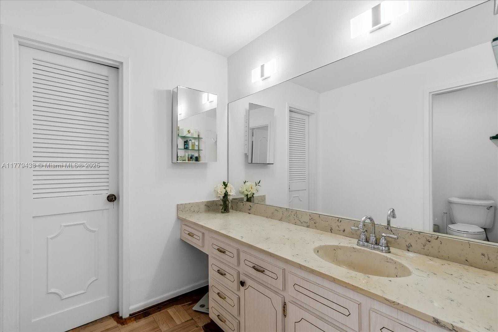 Small Image of 9341 EAST BAY HARBOR #PH B, Bay Harbor Islands Number 25