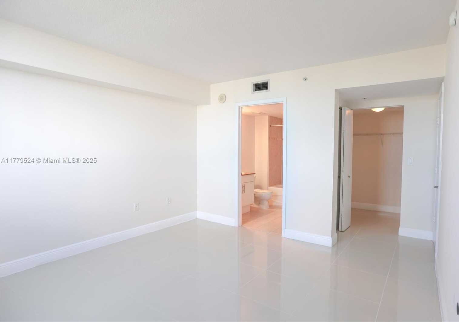 Small Image of 1861 NORTH WEST S RIVER DR #2209, Miami Number 30