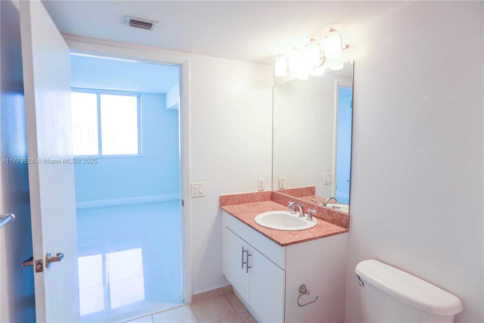 Small Image of 1861 NORTH WEST S RIVER DR #2209, Miami Number 32