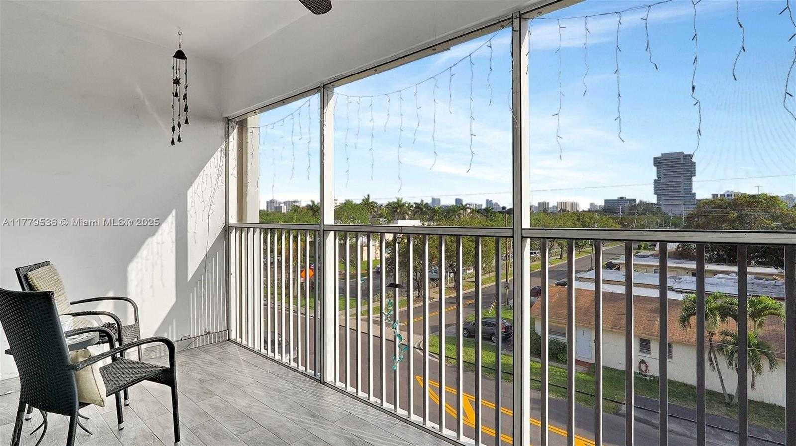 Small Image of 329 SOUTH EAST 3RD ST #405S, Hallandale Beach Number 35