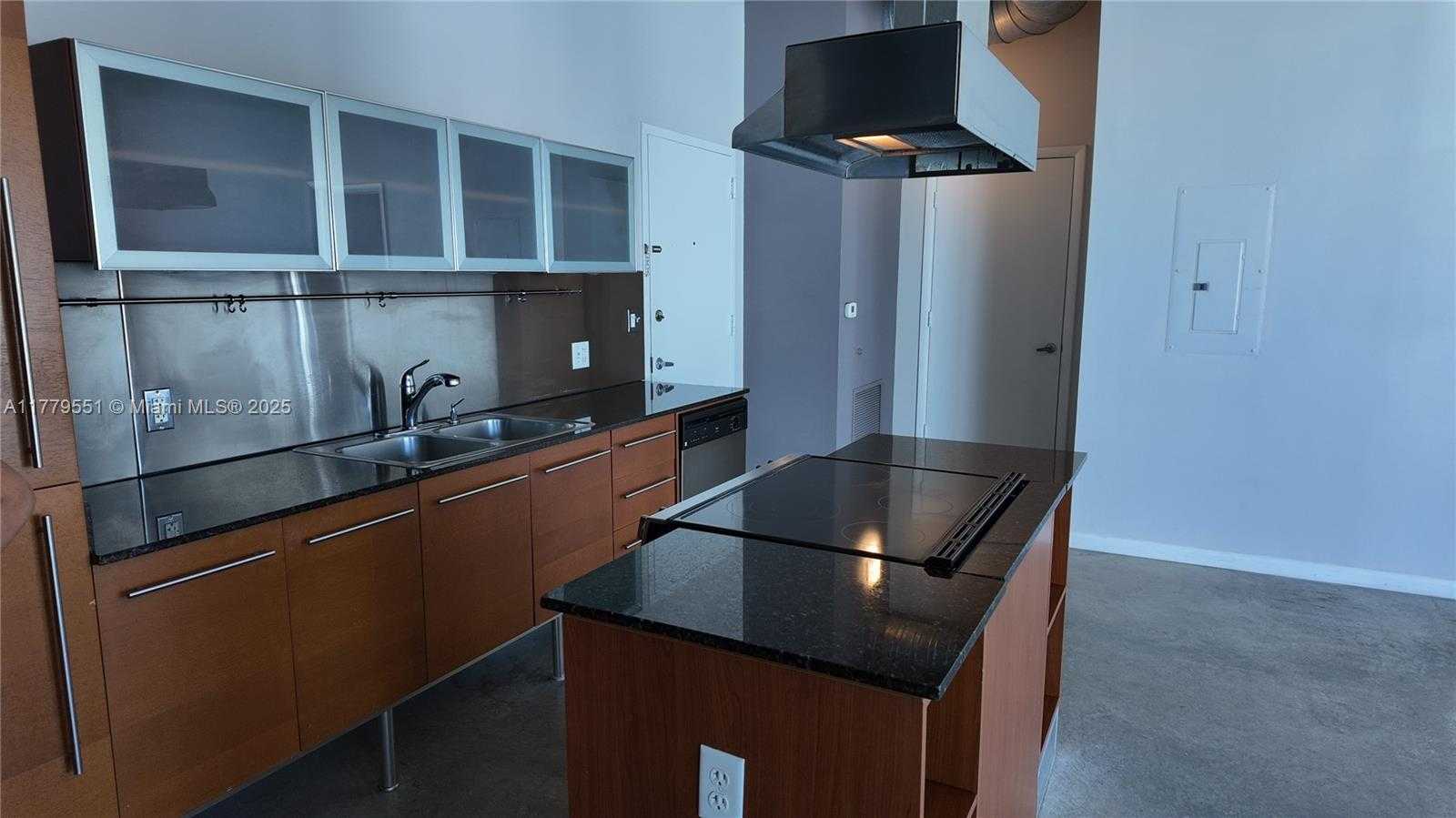 Small Image of 10 SOUTH WEST SOUTH RIVER DR #610, Miami Number 29
