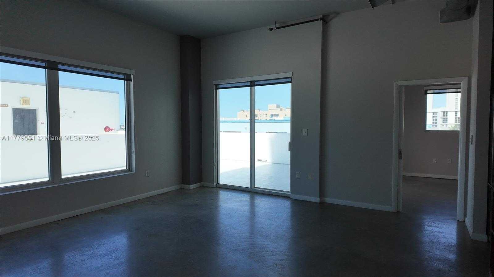 Small Image of 10 SOUTH WEST SOUTH RIVER DR #610, Miami Number 31
