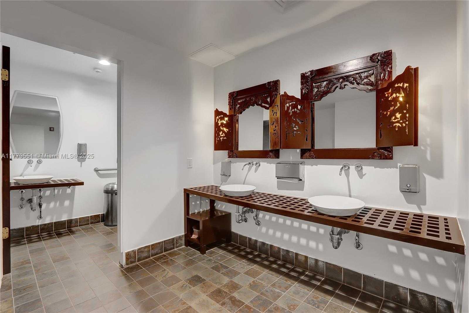 Small Image of 10 SOUTH WEST SOUTH RIVER DR #610, Miami Number 7