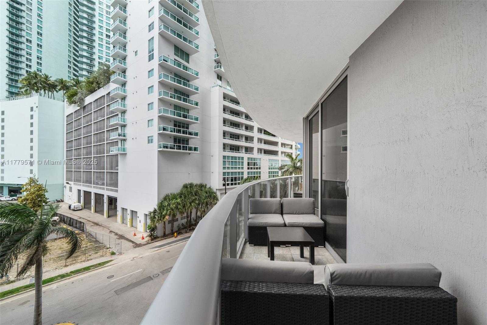Small Image of 488 NORTH EAST 18TH ST #301, Miami Number 12
