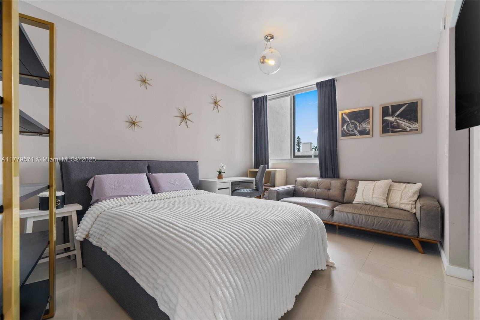Small Image of 488 NORTH EAST 18TH ST #301, Miami Number 9