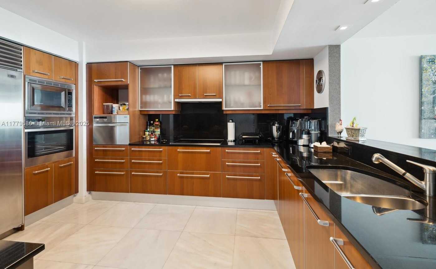 Small Image of 1331 BRICKELL BAY DR #1907, Miami Number 6