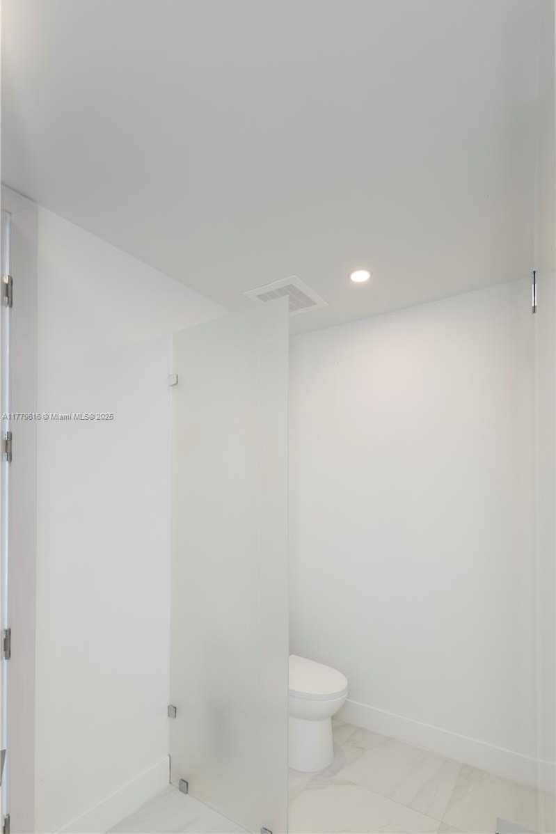 Small Image of 17550 COLLINS AVENUE #1502, Sunny Isles Beach Number 21