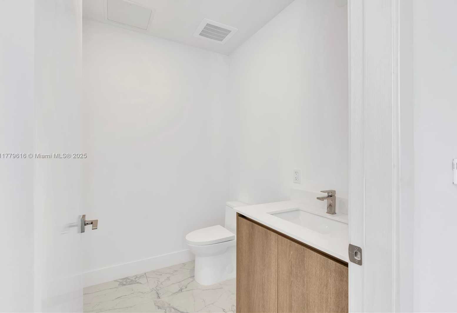 Small Image of 17550 COLLINS AVENUE #1502, Sunny Isles Beach Number 24