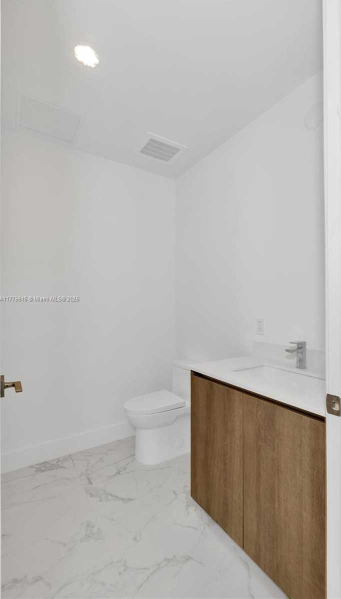 Small Image of 17550 COLLINS AVENUE #1502, Sunny Isles Beach Number 25