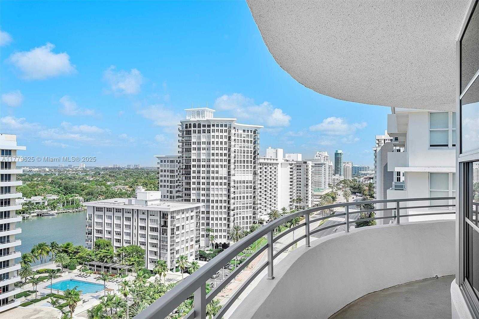 Small Image of 5555 COLLINS AVE #16B, Miami Beach Number 23