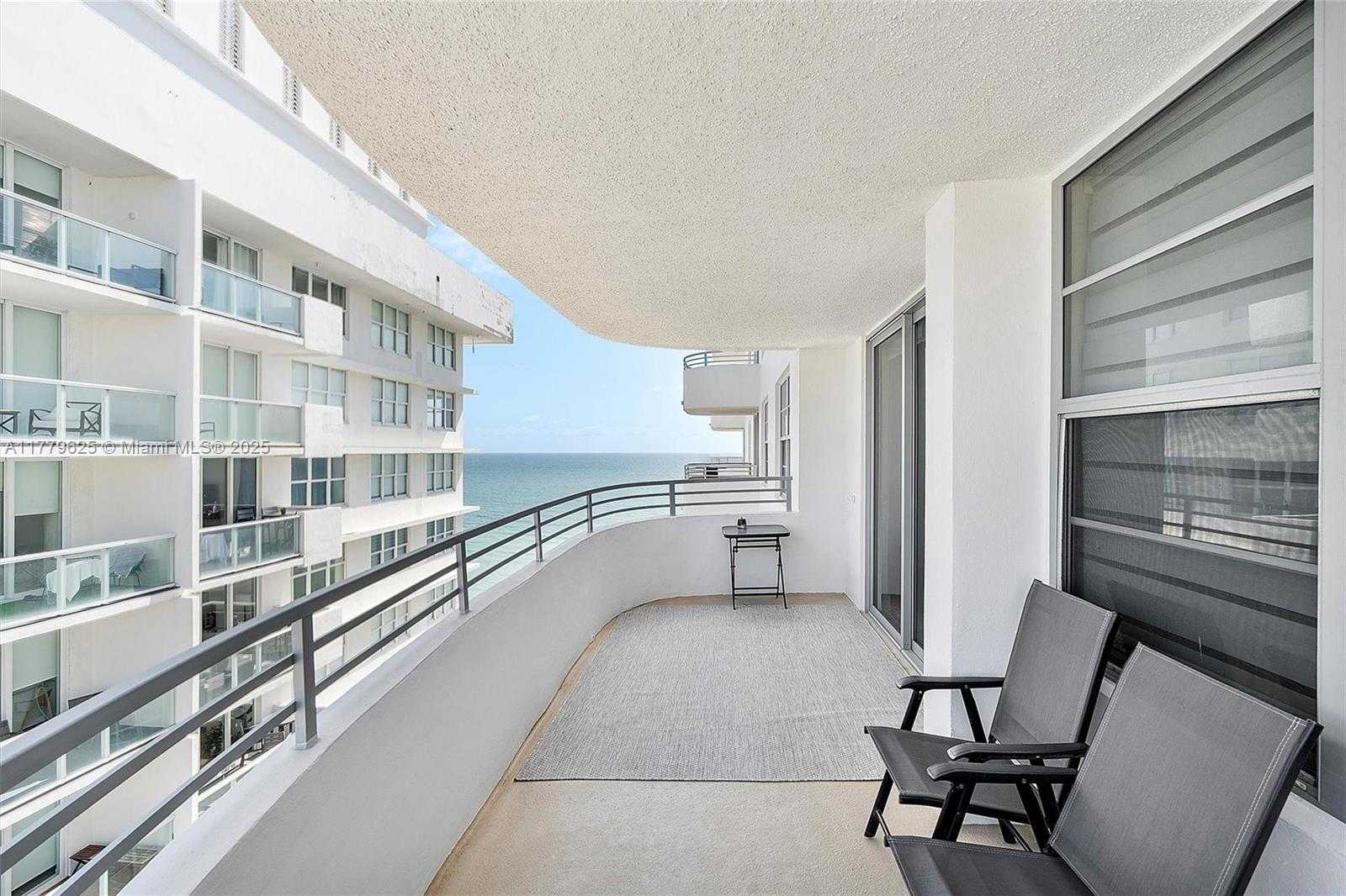 Small Image of 5555 COLLINS AVE #16B, Miami Beach Number 25