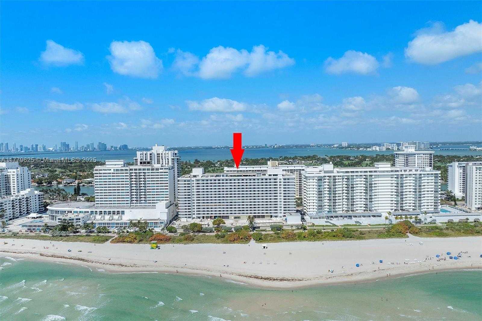 Small Image of 5555 COLLINS AVE #16B, Miami Beach Number 42